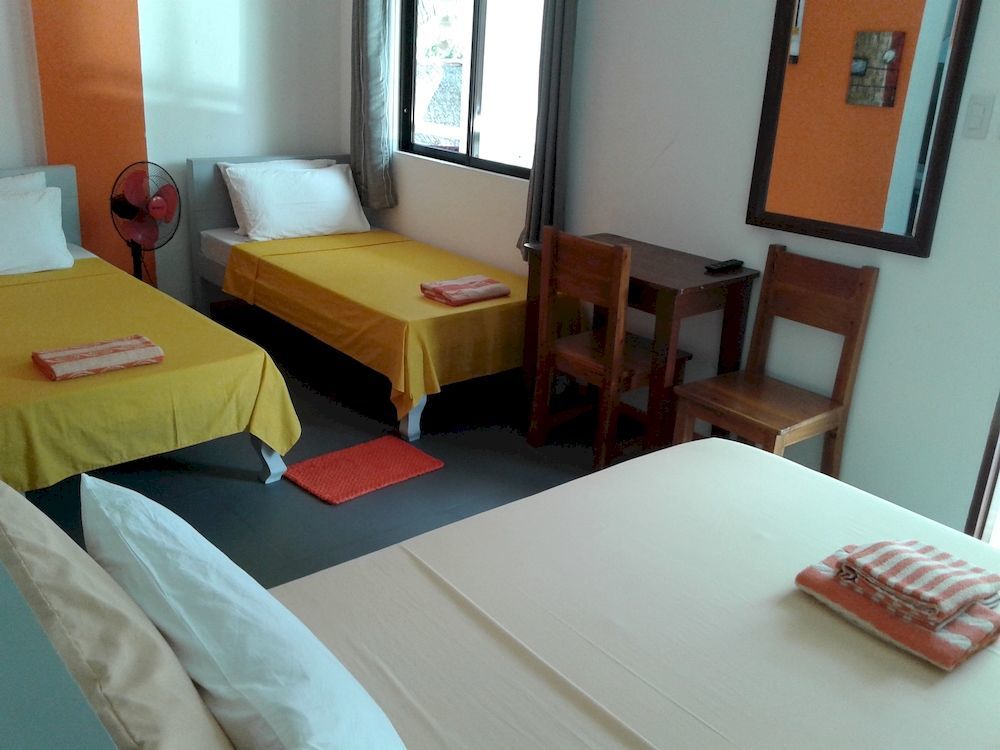 8 Colors Beach House Resort Boracay Extérieur photo